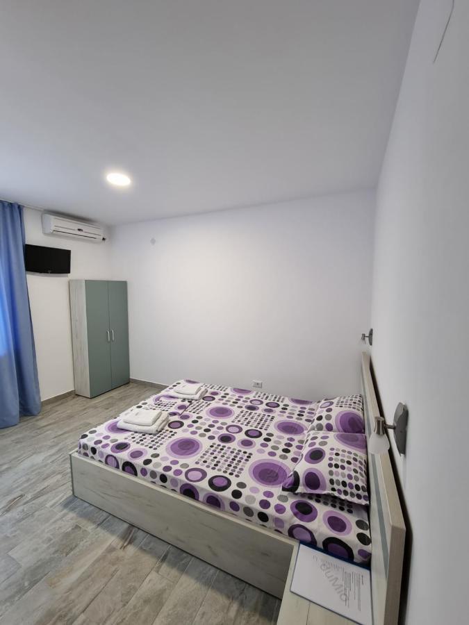 Vila Dumio Hotel Западен Ефорие Екстериор снимка