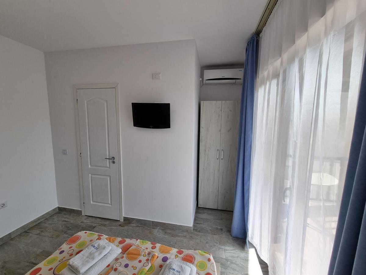 Vila Dumio Hotel Западен Ефорие Екстериор снимка