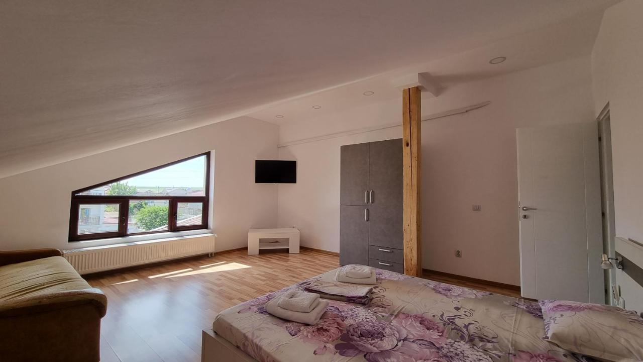 Vila Dumio Hotel Западен Ефорие Екстериор снимка