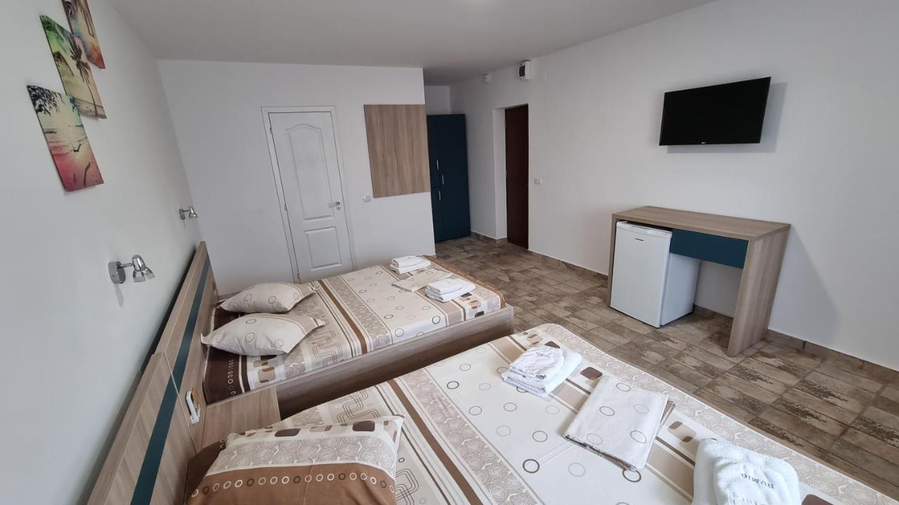 Vila Dumio Hotel Западен Ефорие Екстериор снимка
