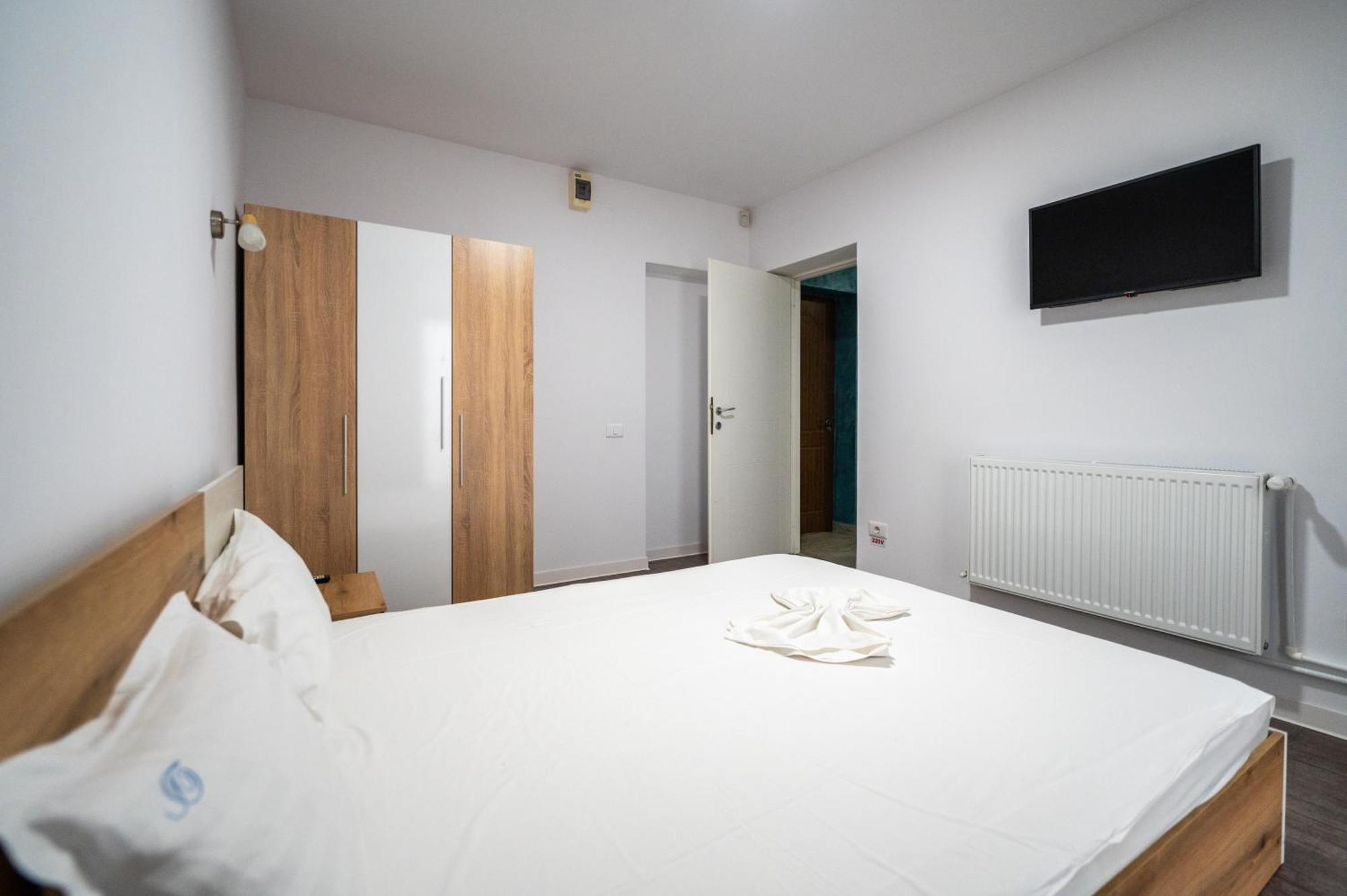 Vila Dumio Hotel Западен Ефорие Екстериор снимка