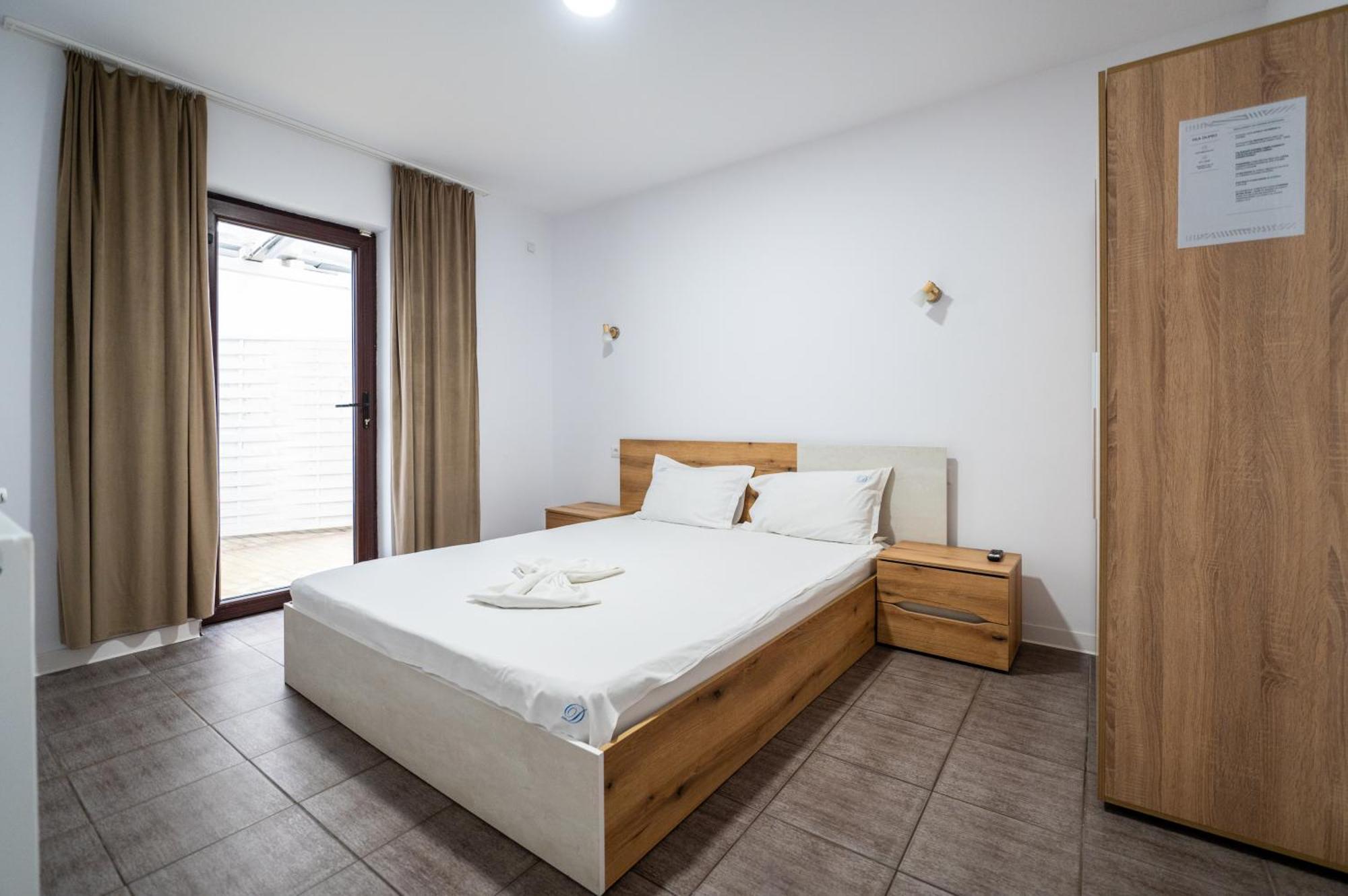 Vila Dumio Hotel Западен Ефорие Екстериор снимка